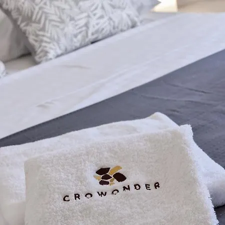 Vila Crowonder Harbor Villa- Luxury Wellness With Heated Pool And Jacuzzi!