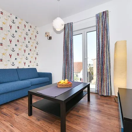Crowonder Harbor Villa- Luxury Wellness With Heated Pool And Jacuzzi! וילה ביבינייה